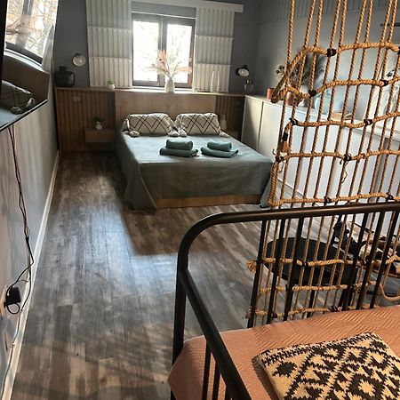 Marvellous Attic Studio In The Old Town Бухарест Экстерьер фото